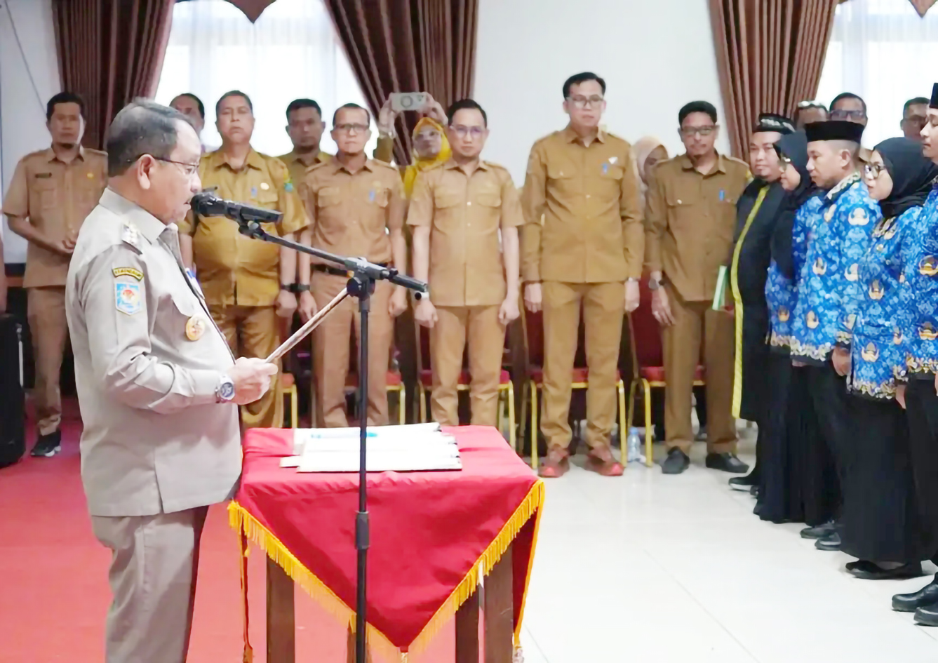 Bupati Pasangkayu Lantik PNS Formasi CPNS Tahun 2024