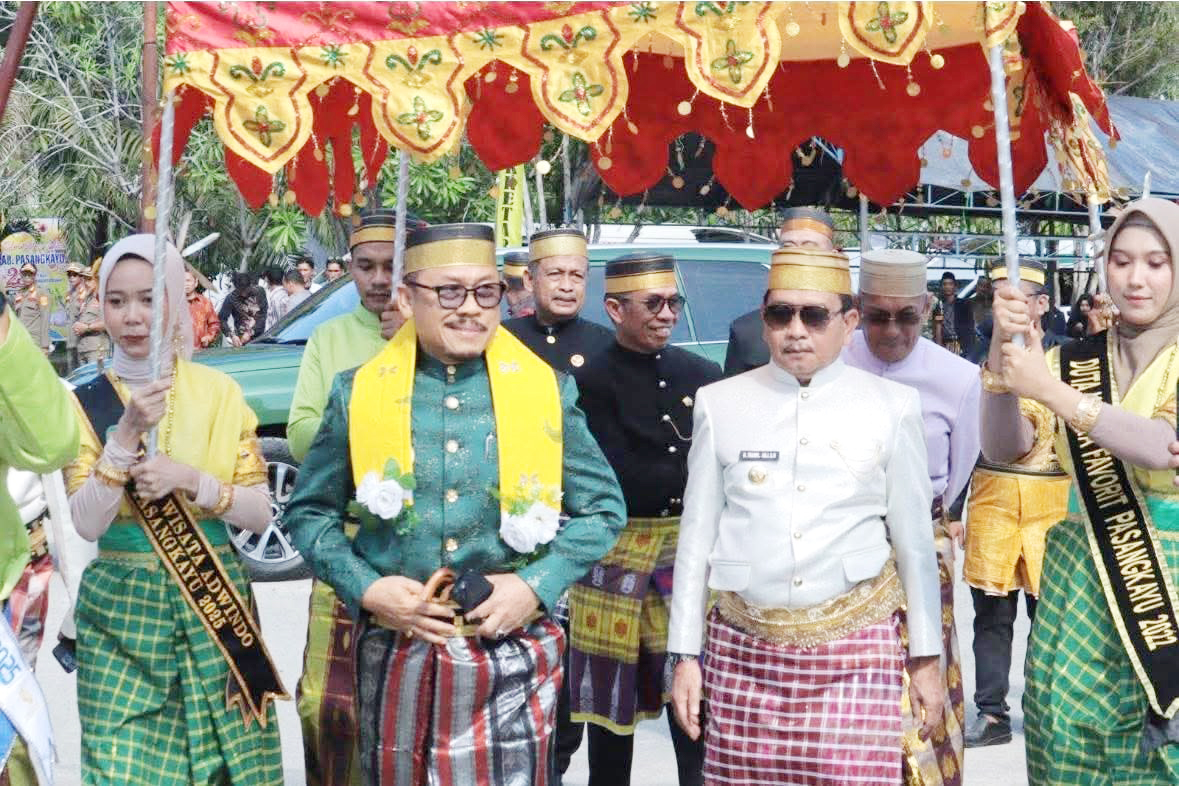 OK-HUT_Pasangkayu_ke_23_(3).jpg