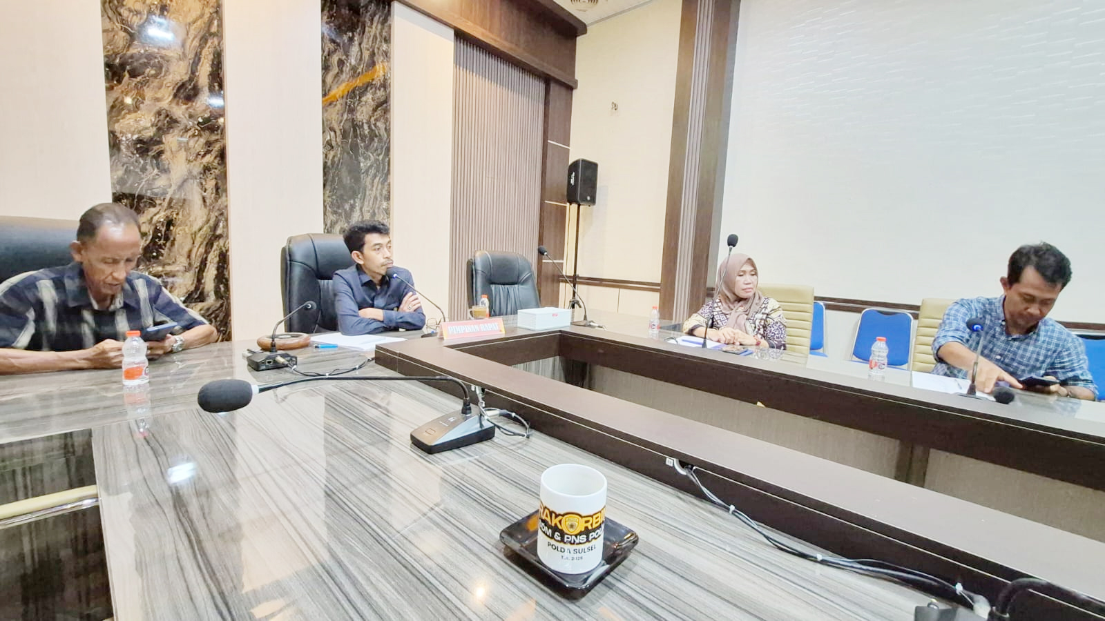 Ketua DPRD Pasangkayu Beri Ultimatum: Selesaikan Limbah atau Berhenti Operasi